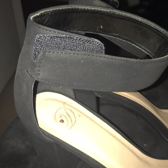 D brand block heels - Picture 4 of 7